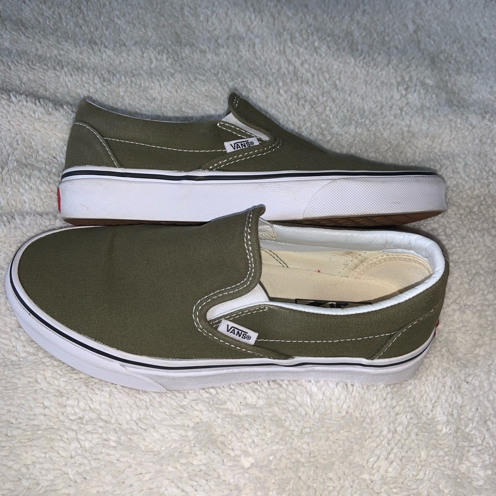 COPY - Army green VANS